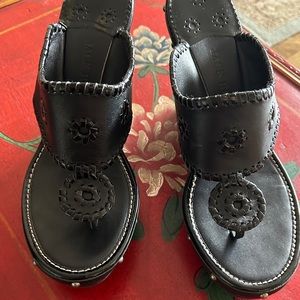 Jack Rogers 4inch Black Leather Wedge size 9M worn twice excellent condition